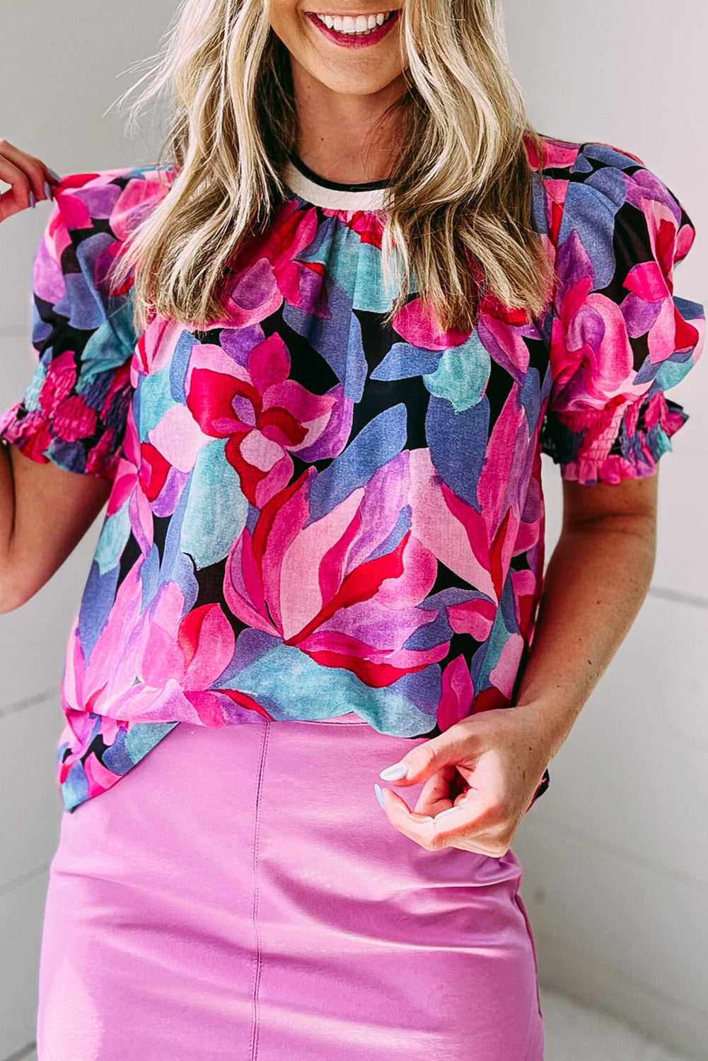 Red Floral Print Shirred Crew Neck Puff Sleeve Blouse
