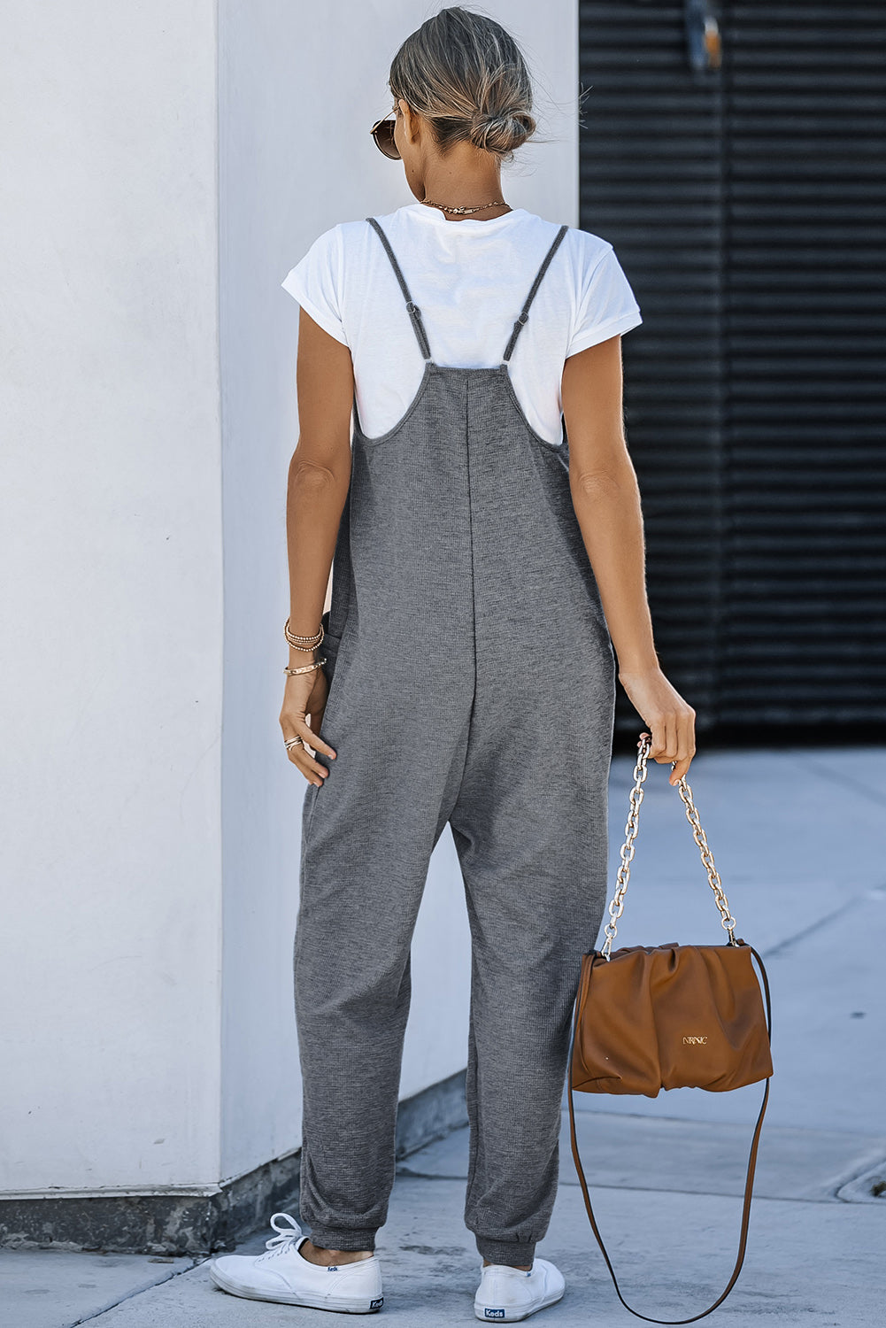 Black Textured Sleeveless V-Neck Pocketed Casual Jumpsuit